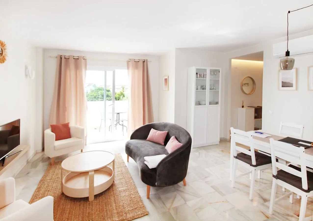Balcon Del Mar Estepona Apartment